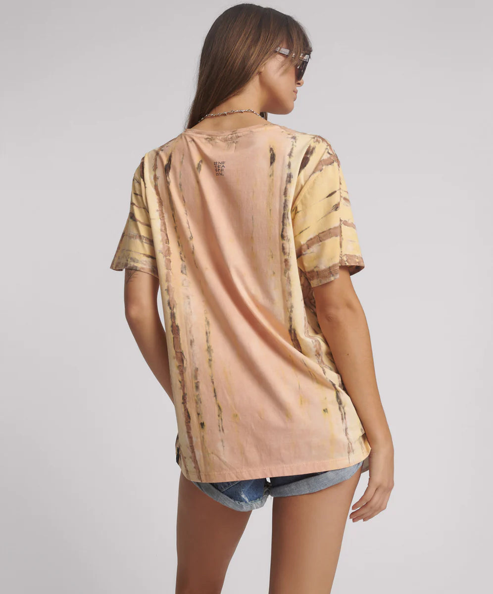 It's Juicy In Jamaica Boyfriend Tee