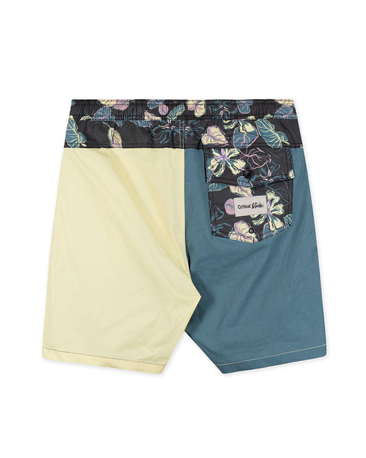 Plain Jane Frequency 16" Trunk