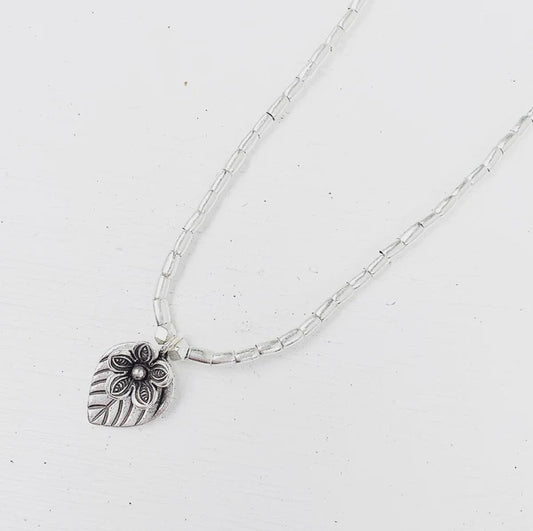 Daisy Leaf Necklace